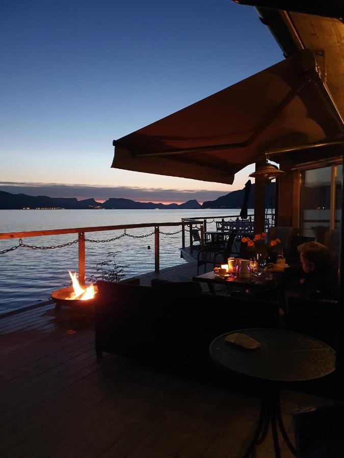 Smastranda Fjord Lodge Aheim Extérieur photo